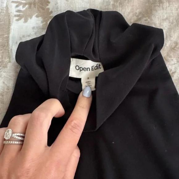 Nordstrom Open Edit Black Mock Neck Tank - Picture 3 of 3